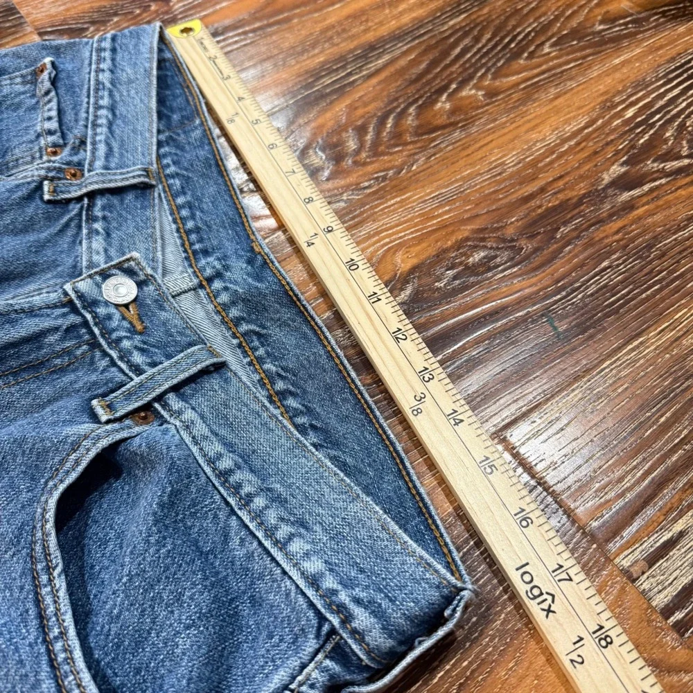Levis 550 Relaxed Fit Mens Denim Shorts W34 Medium Wash Blue Jean Shorts Jort 34
